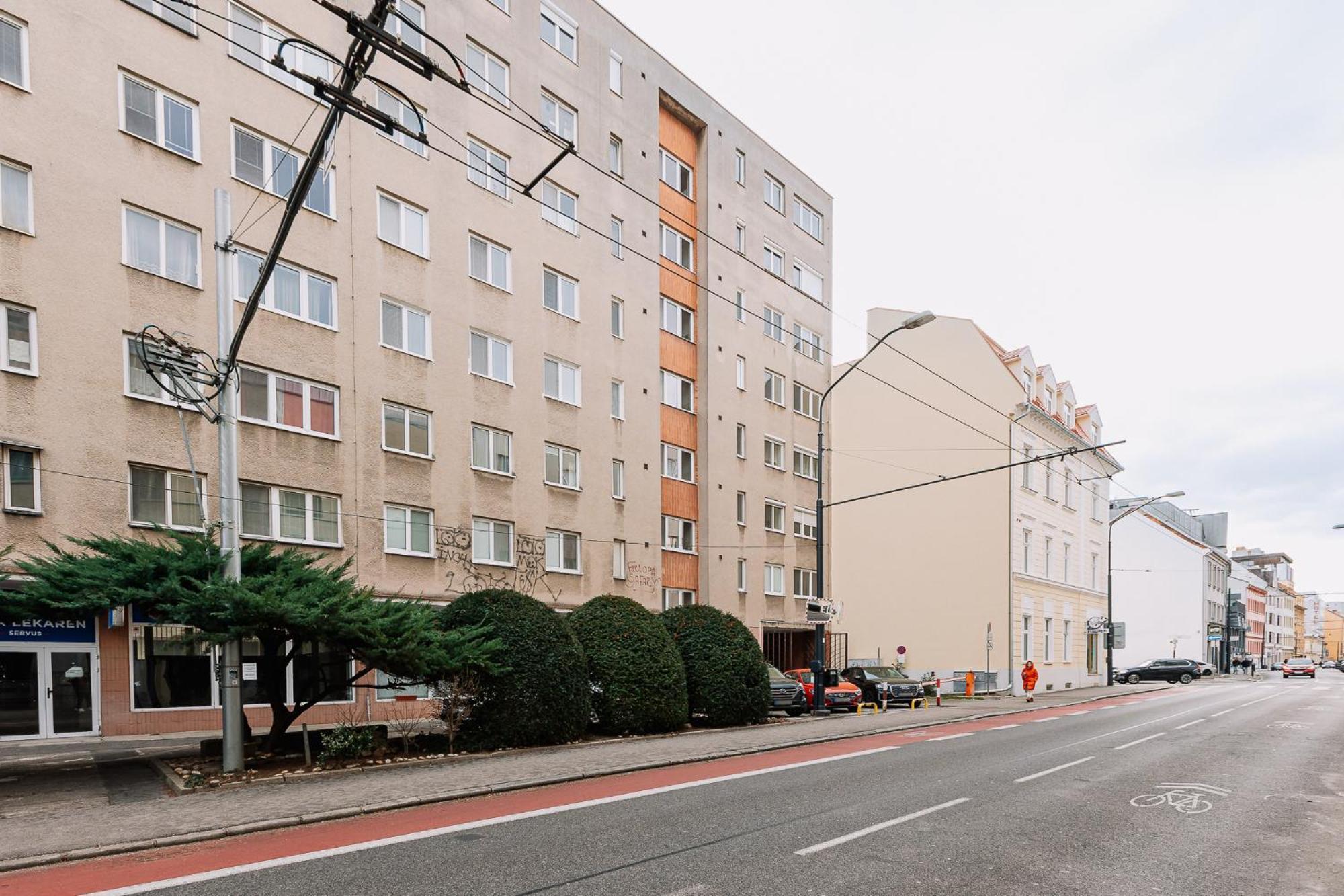 Skau 2 Old Town Family & Business Apartment 2 Floor Free Parking Братислава Екстер'єр фото